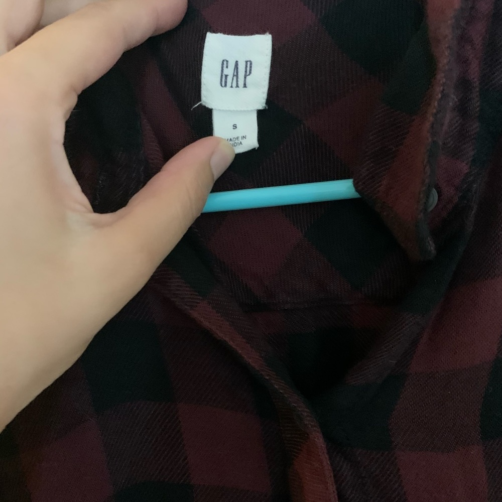 GAP Checkered Button Up - Picture 3 of 4